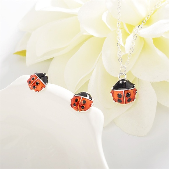 **SIBYL* 3-Pc Silver Ladybug Fashion Jewelry Set - Picture 4 of 7